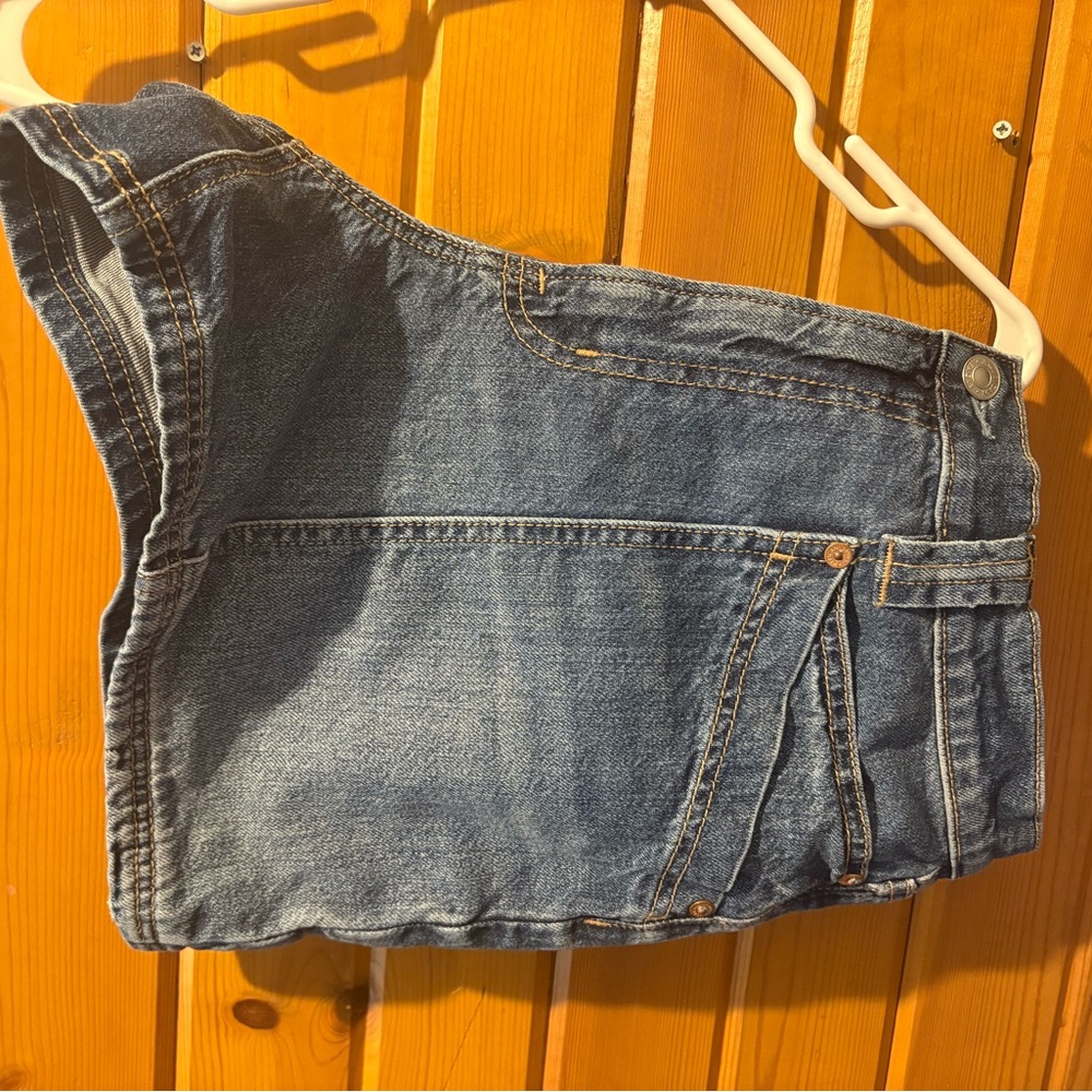 American Eagle relaxed shorts